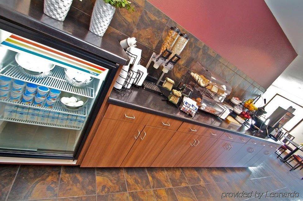 American Inn & Suites Parkers Prairie Εξωτερικό φωτογραφία